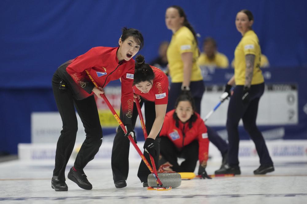 凯恩vs斯图加特全场数据：出战30分钟，射门4次进3球