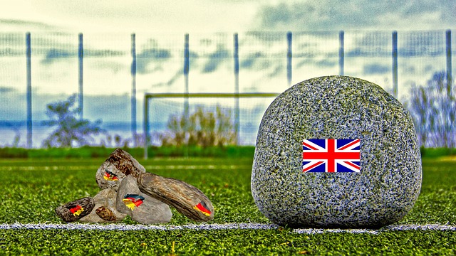 他紧密跟随 他紧密跟随